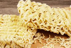 Cek di Sini! Bahaya Konsumsi Mi Instan Mentah yang Perlu Diketahui, Jangan Dijadikan Kebiasaan