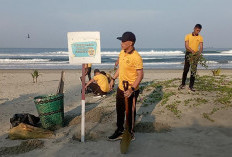 HUT Bhayangkara ke-80, Polda Bengkulu Gelar Aksi Indonesia Asri di Pantai Panjang