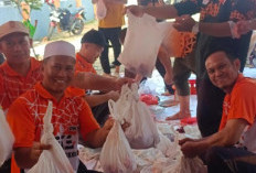 Momentum Iduladha, DPD PKS Kota Bengkulu Sembelih 5 Sapi dan Sebar 700 Paket Daging Kurban