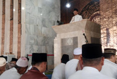 Kunjungi Bengkulu, Menag Nasaruddin Umar Jadi Khatib Jumat di Masjid Agung At-Taqwa