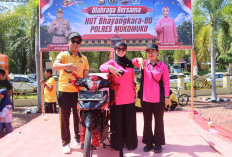 Meriahkan HUT Bhayangkara ke-80, Polres Mukomuko Gelar Senam Bersama Bertabur Hadiah