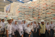 Bulog Bengkulu Buka Pintu Gudang bagi Pelajar, Tunjukkan Kesiapan Stok Beras Nasional