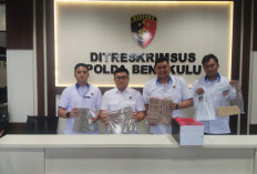 Kasus MinyaKita Ilegal, Dirut PT Cikal Kencana Jaya Dilimpahkan ke Kejari Beserta Uang Sitaan Rp778 Juta