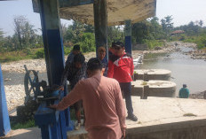 Atasi Dampak Kemarau, Pemkab Bengkulu Selatan Keruk Sedimentasi Bendungan Selebang