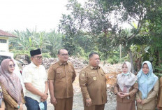 Turun Langsung ke RSUD Hasanuddin Damrah, Bupati Rifai Instruksikan Sampah Menumpuk Langsung Ditangani