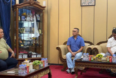 Respons Dugaan Pencemaran Sungai Air Selali, Bupati Rifai Panggil PT SBS dan Tim Pengobatan Massal