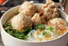 Menggugah Selera, Ini Makanan Hangat yang Cocok Dikonsumsi Saat Hujan