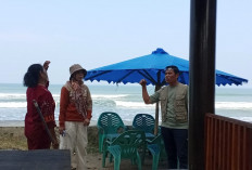 Beri Deadline 1 Hari, Dispar Minta Pedagang Pantai Panjang Bongkar Tenda Liar atau Diangkut Satpol PP