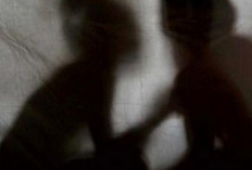 Warga Riak Siabun Grebek Oknum Camat dan Guru PPPK, Diduga Mesum di Dalam Rumah Kos