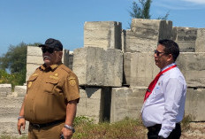 Kucurkan Rp1,4 Miliar, Pemkab Bengkulu Selatan Pasang 700 Beton Pengarah Arus Muara Air Manna
