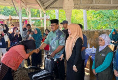 Tak Hanya Sembako, Penyandang Disabilitas di Bengkulu Selatan Disuntik Modal Usaha
