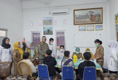 Bongkar Komunitas Sesama Jenis Remaja Putri di Bengkulu, Satpol PP Temukan Grup WhatsApp Khusus