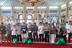 Ribuan Jemaah Hadiri Salawat untuk Negeri, Helmi Hasan Serukan Persatuan dan Kepedulian