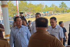 Sambangi Kampung Halaman, Ketua DPD RI Bawa Bantuan Pendidikan dan Perumahan untuk Warga Bengkulu Selatan