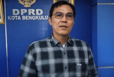 Soroti Penataan Pantai Panjang, Komisi II DPRD Desak Pemkot Bengkulu Legalkan Status Hukum Pedagang