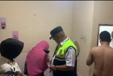 Gerebek Kosan di Gading Cempaka, Satpol PP Amankan Pasangan MiChat dan Temukan Alat Kontrasepsi Bekas Pakai