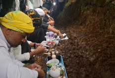 Malam 1 Muharam, Tradisi Ngambik Tanah Awali Rangkaian Kegiatan Tabut 2026