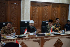 Helmi Hasan Instruksikan Kepala OPD Stop Mengeluh, Utamakan Solusi dan Respons Cepat di Media Sosial