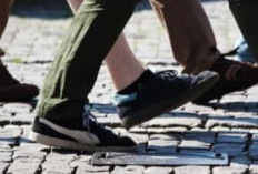 Bantu Jaga Jantung Tetap Sehat, 7 Manfaat Jalan Kaki bagi Kesehatan yang Perlu Diketahui