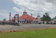 Persiapan MTQ Seluma: Infrastruktur Rampung, Tenda Utama Mulai Berdiri di Masjid Baitul Falihin